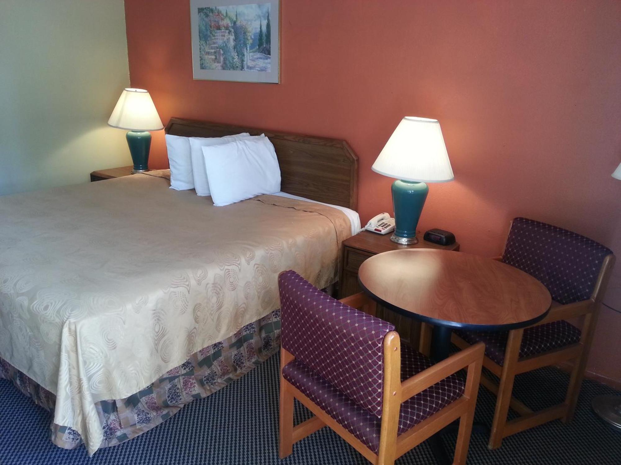 Executive Inn Dodge City, Ks Экстерьер фото
